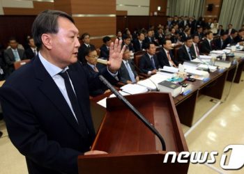 유인태 “尹 ‘난 사람에게 충성하지 않는다’ 말할 기회 준 박영선에 고마워해”