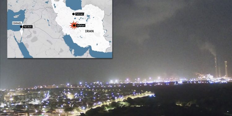 “이스라엘의 절제된 ‘상징적 공격’…이란의 재보복 요건에 못 미쳐”