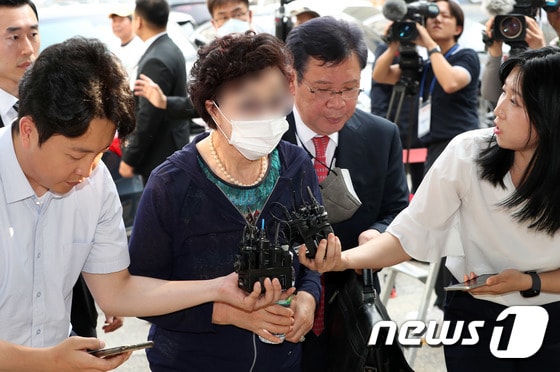‘잔고 위조’ 尹 장모 최은순 가석방 보류…내달 재심사