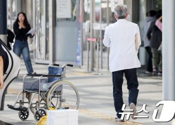 서울대·울산의대 등 전국 대학병원 잇달아 ‘주 1회 셧다운’ 결정