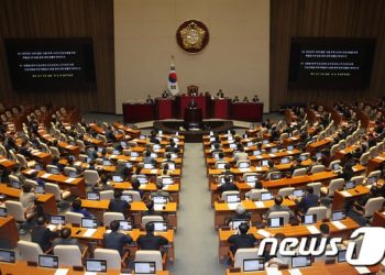 이태원참사특별법 국회 본회의 통과…참사 1년6개월 만에