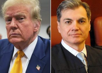 트럼프, 함구령 또 위반해 벌금형…판사 “다음엔 구금”