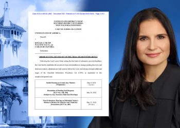 ‘먹히는’ 트럼프 전략…’기밀문서 유출 재판’ 무기한 연기