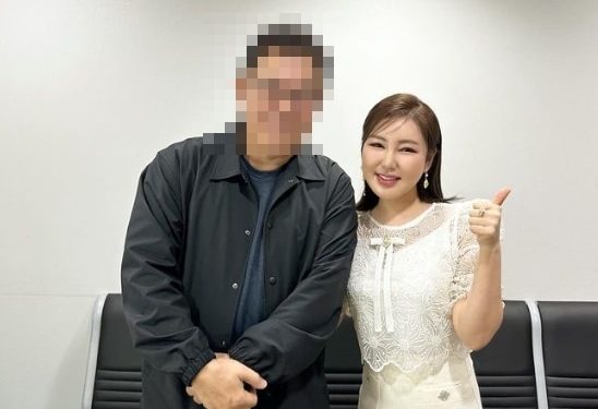 송가인 “할 말 많지만, 최고의 복수는 성공”… 뜻밖 사진 올렸다
