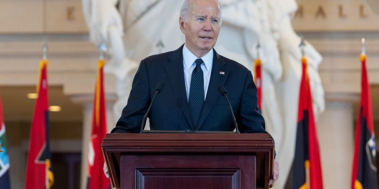 反이스라엘 여론부담됐나…바이든 “라파 침공시 무기 공급 중단” 공개 경고