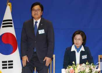 “수박 쿠데타” 秋낙선에 강성당원 폭발…민주 탈당 신청 수천건