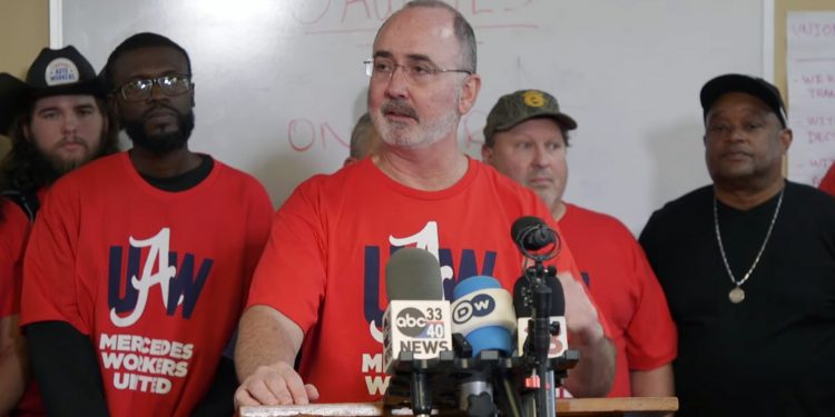 앨라배마주 메르세데스-벤츠 공장 노조 결성 불발