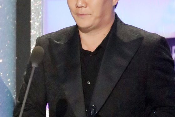 윤민수, 결혼 18년 만에 이혼…아내 “서로 최선 다했지만 여기까지 하기로” (서울=뉴스1) 안은재 기자 | 2024-05-21 07:19 송