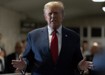 트럼프 ‘4월 대선 모금액’ 바이든 처음으로 제쳤다