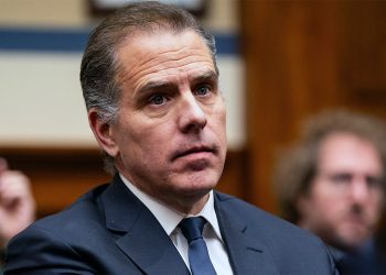 선거운동 한창일 때 법정 싸움…헌터 바이든 재판 9월로 연기