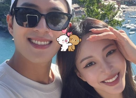 한예슬, 신혼여행 중 연예인급 외모 10세 연하 남편과 미소…비주얼 부부