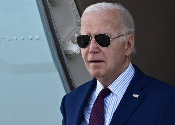 WSJ “바이든, 인지기능 저하 징후 뚜렷”…백악관·민주 “정치 공세”