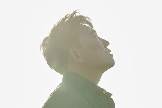 이승철, 3년 만의 신곡 ‘비가 와’ MV 티저 공개…컴백 예열