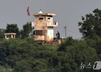 북한군 수십명, 9일 중부전선 MDL 침범…경고사격에 퇴각