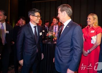 여의도서 ‘조지아의 밤’ 연 주지사 “대규모 투자 정의선 회장과 현대차에 감사”