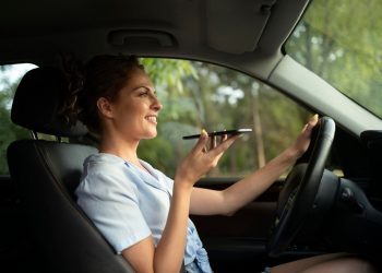 이제부턴 운전 중에 휴대폰 사용시 용서 없다!