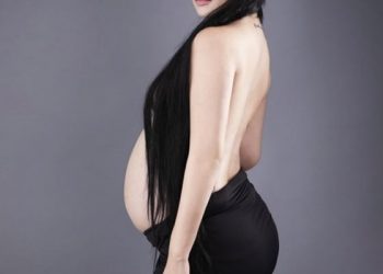 랄랄, 다 드러낸 파격 노출 만삭화보 “출산까지 한달”