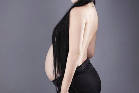 랄랄, 다 드러낸 파격 노출 만삭화보 “출산까지 한달”