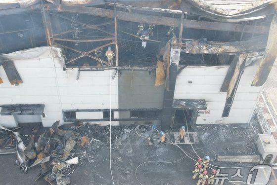 ‘펑 펑 펑’ 전쟁터 같은 폭발음에 15초 만에 연기로 뒤덮여…22명 참사