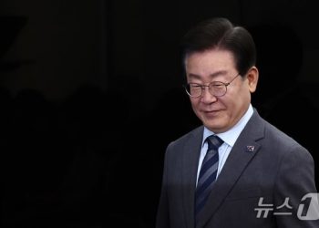 “이재명 재선 노리던 시기, 정치적 업적 내세우려고 성남FC 인수”