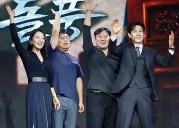 설경구·김희애가 안길 정치 카타르시스…안방 ‘돌풍’ 일으킬까