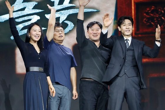 설경구·김희애가 안길 정치 카타르시스…안방 ‘돌풍’ 일으킬까