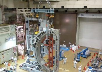 국제 핵융합 프로젝트, 6800톤 초전도 코일 완성…지구 자기장 25만배 생성