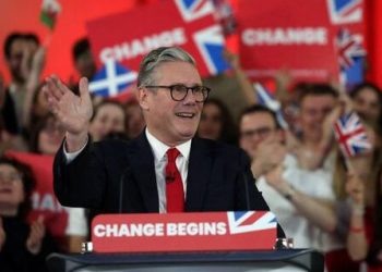 키어 스타머, 英 총리 취임…”기회 인프라 재건하겠다”