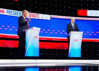 “TV토론 후 트럼프-바이든 지지율 격차 3%p차로 벌어져”