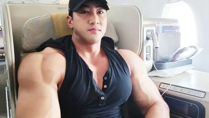 이 몸으로 여친 얼굴 20회 ‘퍽퍽’…징맨 황철순, 징역1년 ‘법정구속’