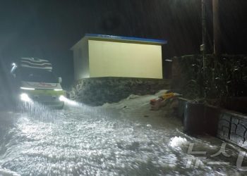 車 범퍼 잠기고 ‘구사일생’ 탈출…전남 최대 168㎜ ‘기습 폭우’