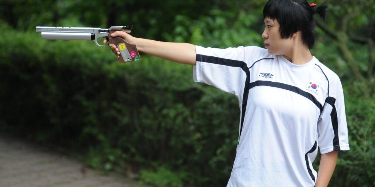 ‘전세계 주목’ 김예지의 사격 자세, 고등학생 때와 똑같다[올림픽]