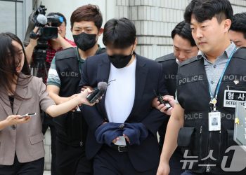 일행에게 망보라 한 뒤 성폭행…현직 서울시 구의원 구속영장 기각