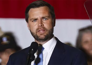 밴스, 공화에서마저 ‘잘못된 부통령 선택’ 비판에 “명예의 훈장”