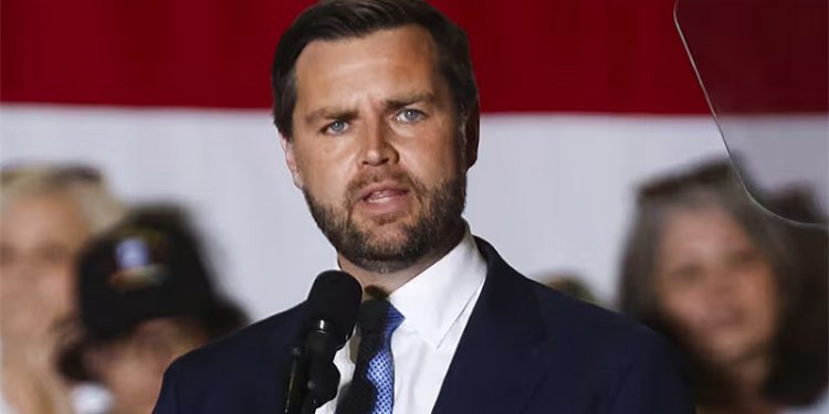 밴스, 공화에서마저 ‘잘못된 부통령 선택’ 비판에 “명예의 훈장”