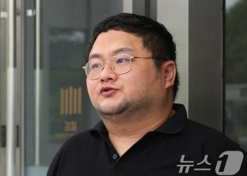 “잠자리 들어가면 300 스타트”…이근, ‘구제역 성매매 의혹’ 폭로 예고