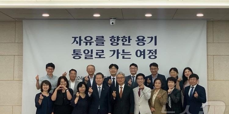 탈북민 출신 1호 변호사 ‘국무총리 표창’…”정착·지원에 기여”