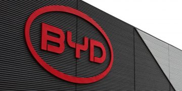 중국 전기차 점유율 50% 돌파, 미국은 18%에 불과