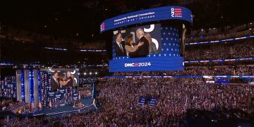 “땡큐 조”에 “아이러브유”로 화답…바이든 정치인생 화려한 피날레