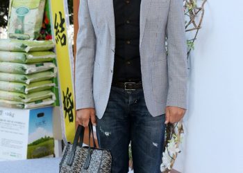 이창명, ’14년 연애’ 13세 연하 프로골퍼 박세미와 재혼…”자녀들도 응원”