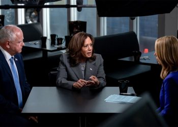 해리스 “취임 첫날 중산층 지원 최우선…기회경제 실행” 약속