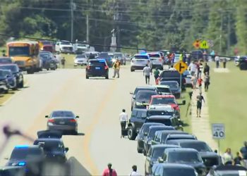 ‘4명 사망’ 美조지아 고교 총격범은 14세…”성인으로 기소”