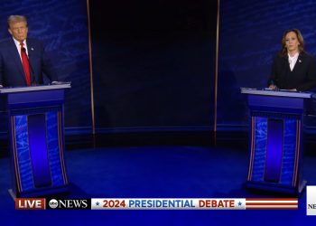 “트럼프, 토끼굴에 빠져 좌절”…미끼 던진 해리스는 미소