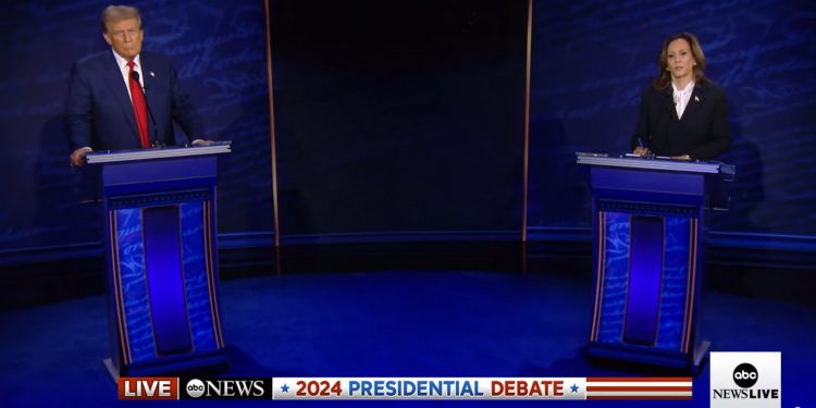 “트럼프, 토끼굴에 빠져 좌절”…미끼 던진 해리스는 미소