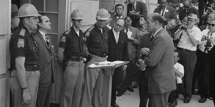 미국 교육계의 인종 차별 타파 역사의 분수령 [역사&오늘]