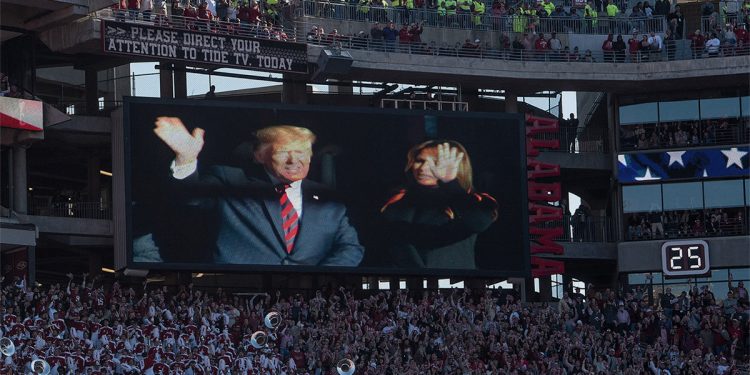 트럼프, 28일 ‘조지아 vs 앨라배마’ 경기 열리는 데니 스타디움에 온다