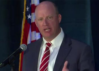 윌 에인스워스 부주지사 “이민자들 때문에 HIV 감염률 급증”