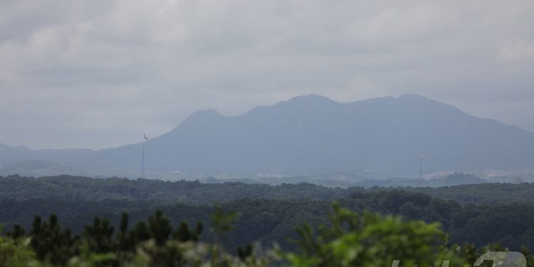 ‘한국 완전 단절’ 북한에 軍 “더욱 혹독한 고립 초래할 것”