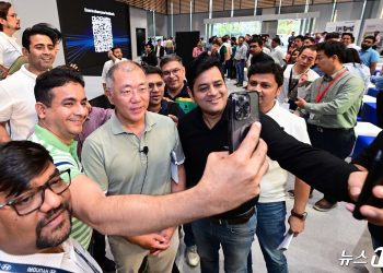 현대차 인도법인 IPO ‘완판’…4조5천억 생산 늘리고 전기차 시대 투자