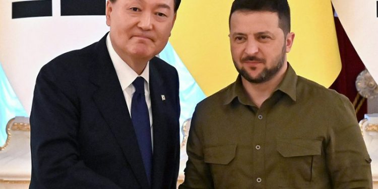 윤 대통령 “러북 야합 좌시 안해”…젤렌스키 “한국에 특사 파견”